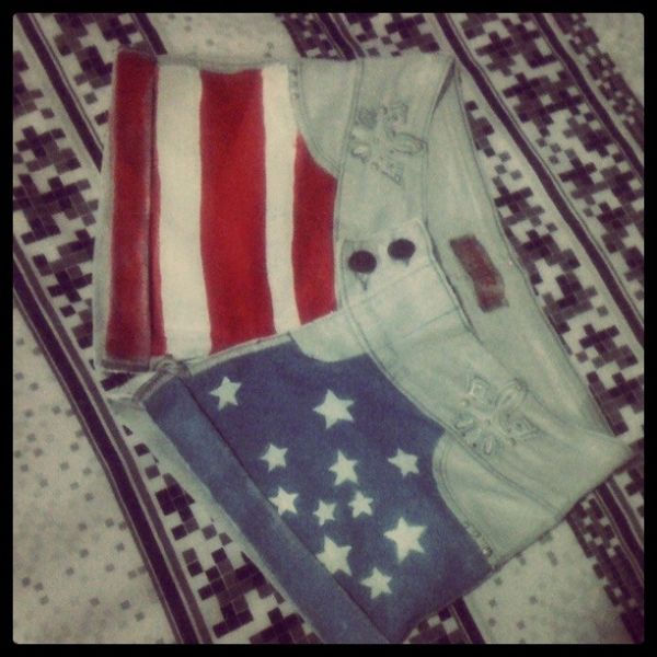 Short com desenho a sua escolha pintadas à mão