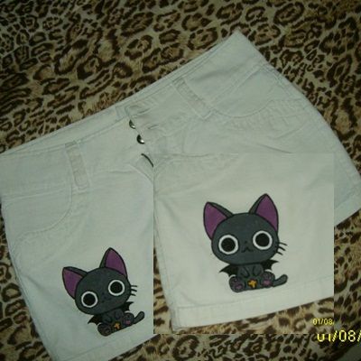 Saia com desenho a sua escolha pintadas à mão